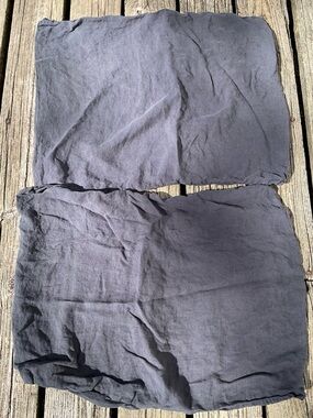 Parachute Charcoal Linen Pillowcases - Dark Gray Pair